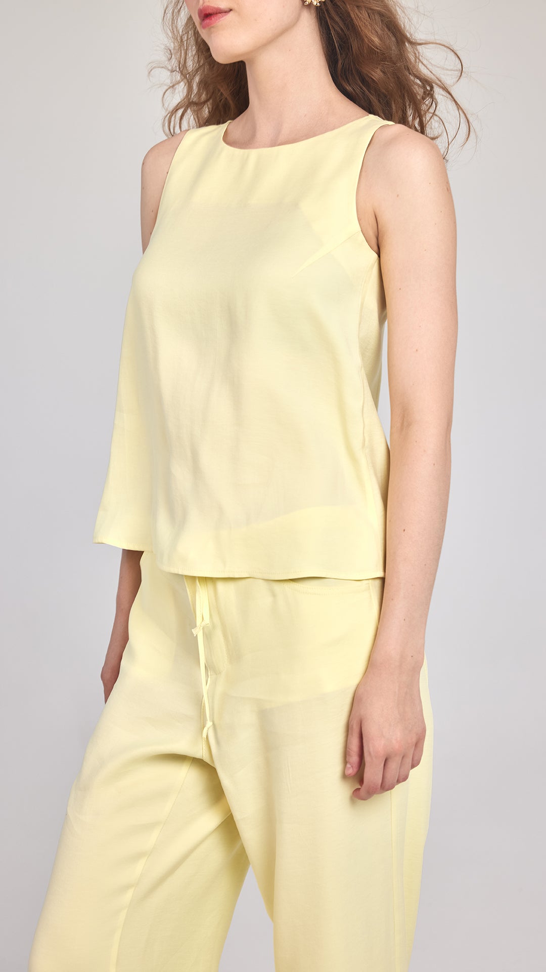 NOİR - Kolsuz Bluz - Aíla